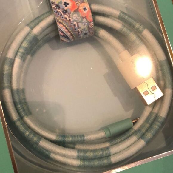 NEW Vera Bradley meant green phone charging cord compatible with iPhones iPods i - Picture 4 of 4